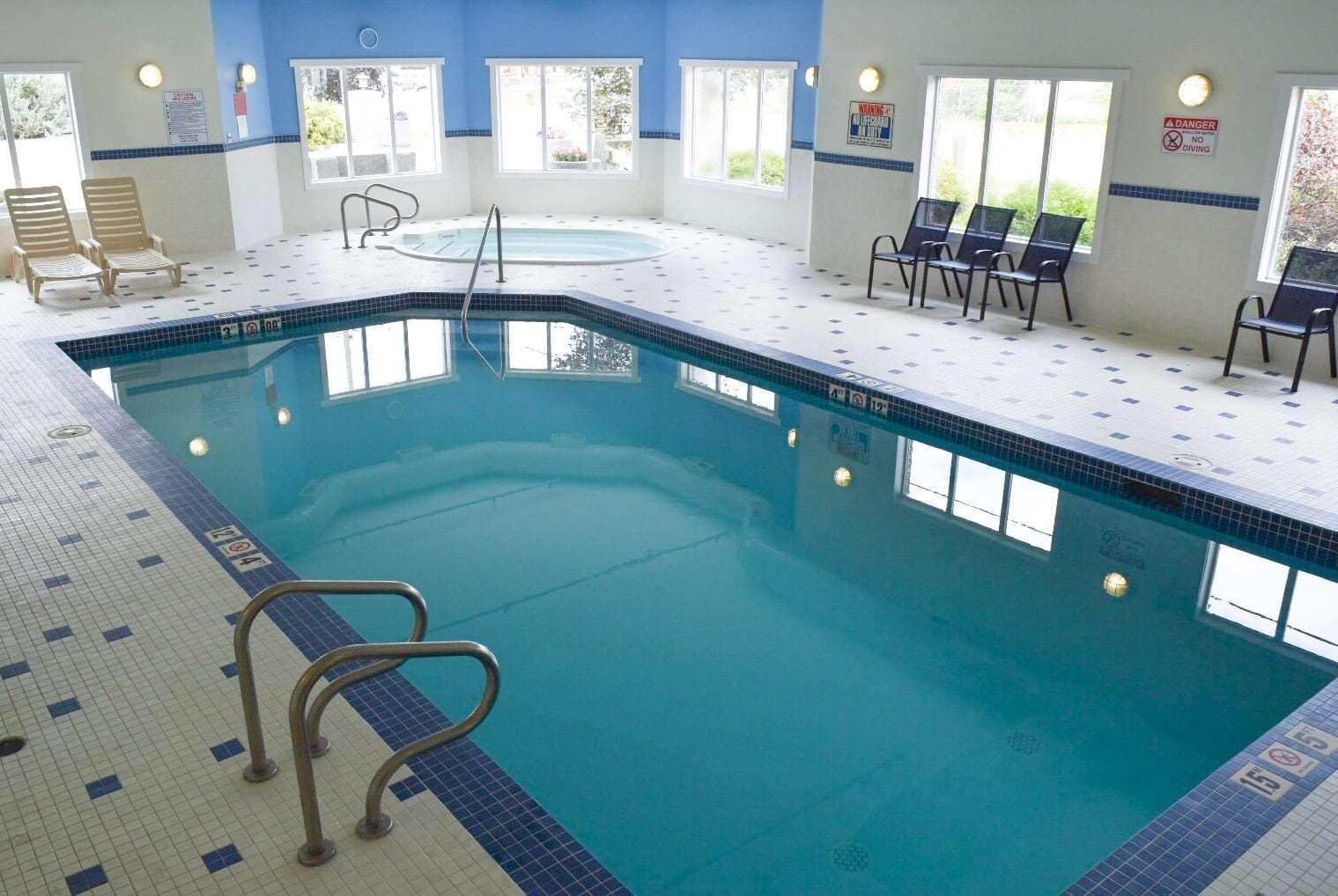 Hotel Ramada Golden Extérieur photo