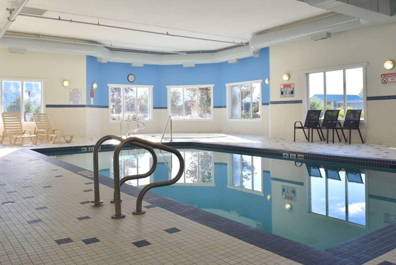 Hotel Ramada Golden Extérieur photo