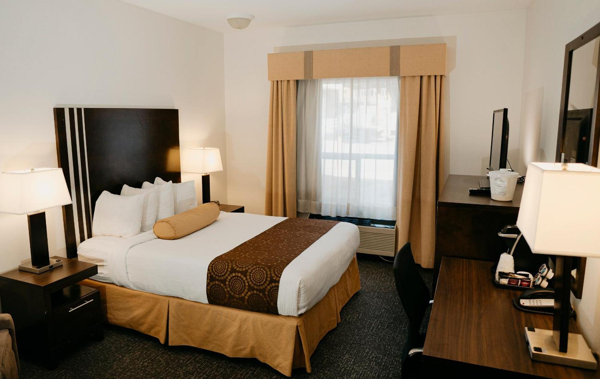 Hotel Ramada Golden Extérieur photo