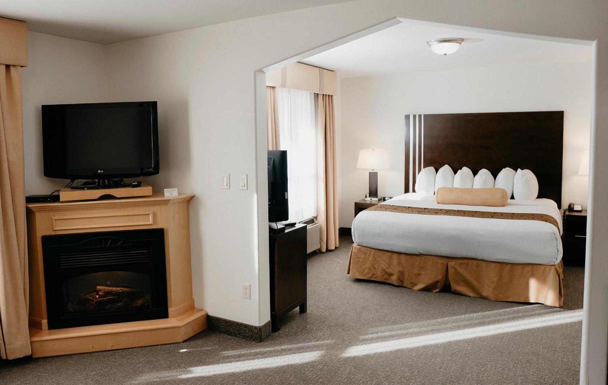 Hotel Ramada Golden Extérieur photo