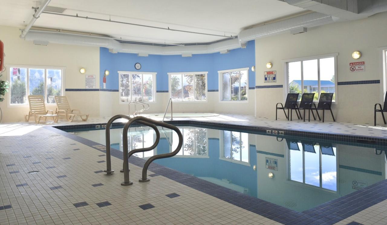 Hotel Ramada Golden Extérieur photo